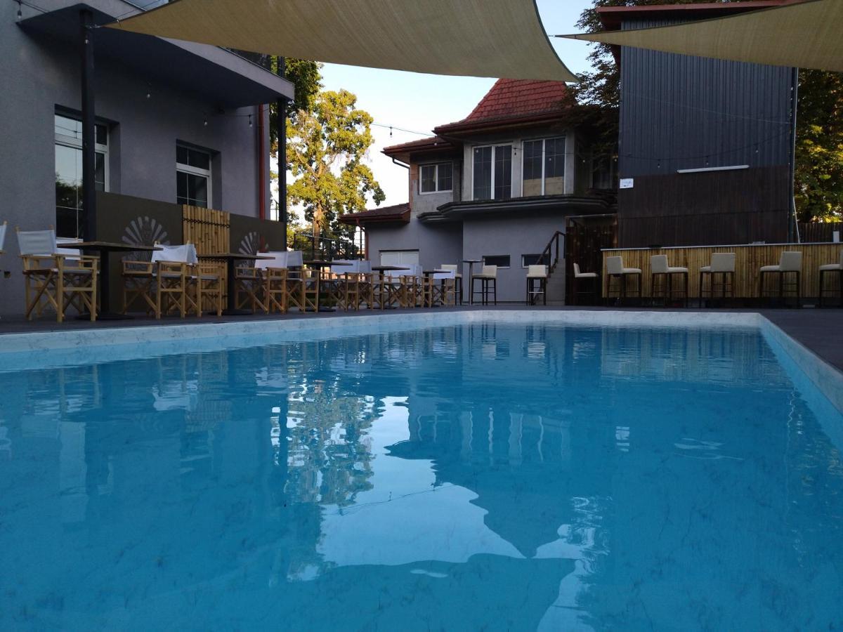 Апарт готель The One Apartman (Adults Only) Шіофок Екстер'єр фото