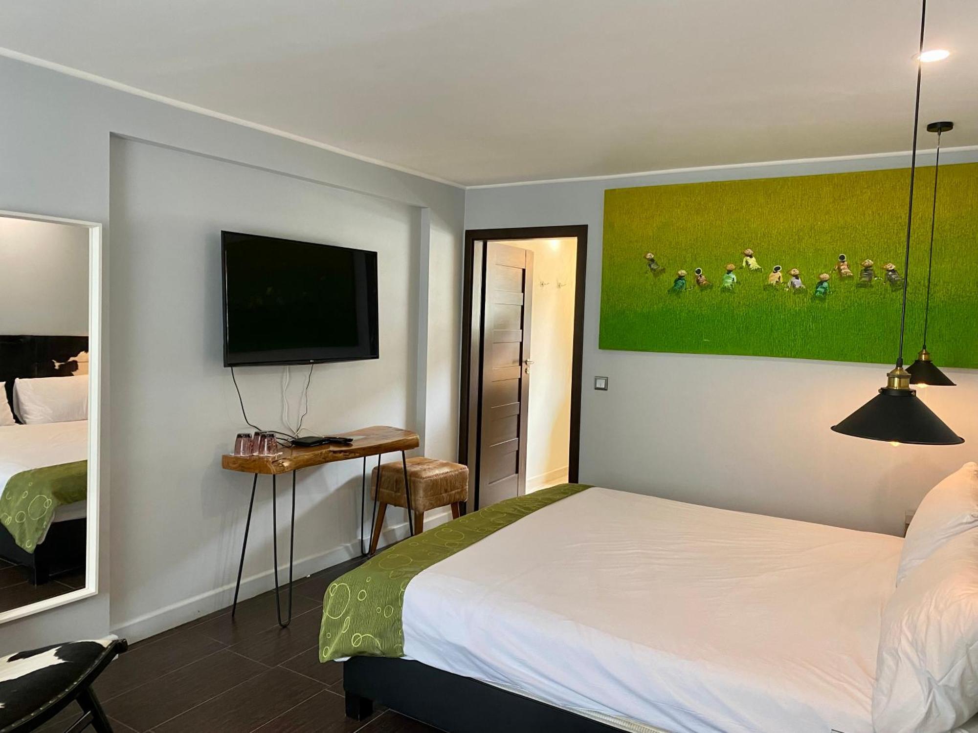 Апарт готель The One Apartman (Adults Only) Шіофок Екстер'єр фото