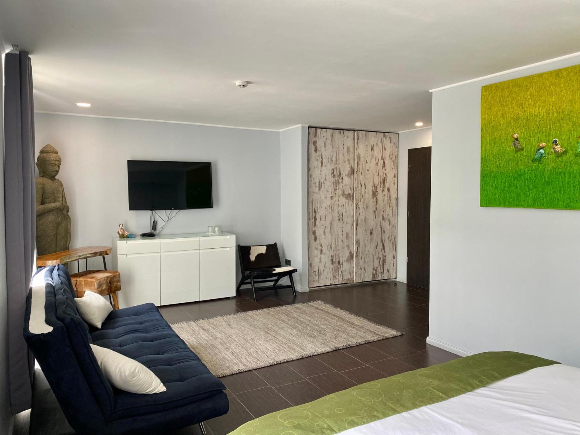 Апарт готель The One Apartman (Adults Only) Шіофок Екстер'єр фото
